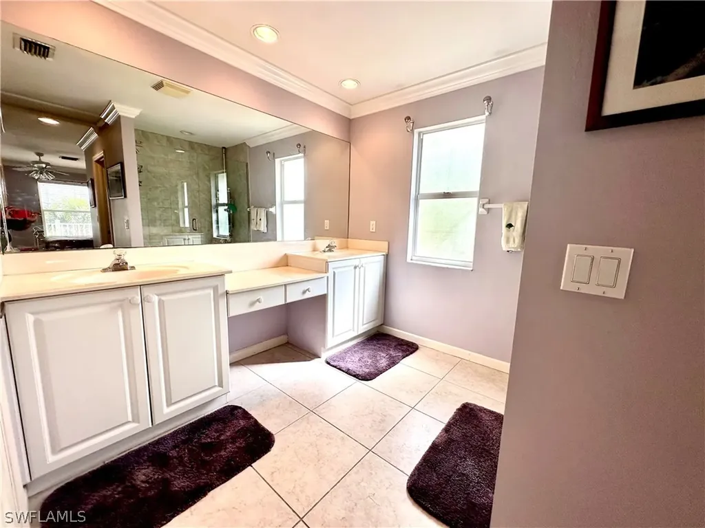 738 Park Avenue Naples FL 34110