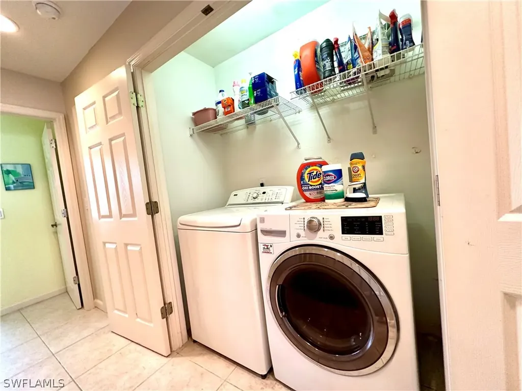 738 Park Avenue Naples FL 34110
