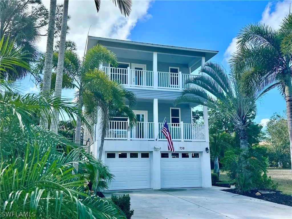 738 Park Avenue Naples FL 34110