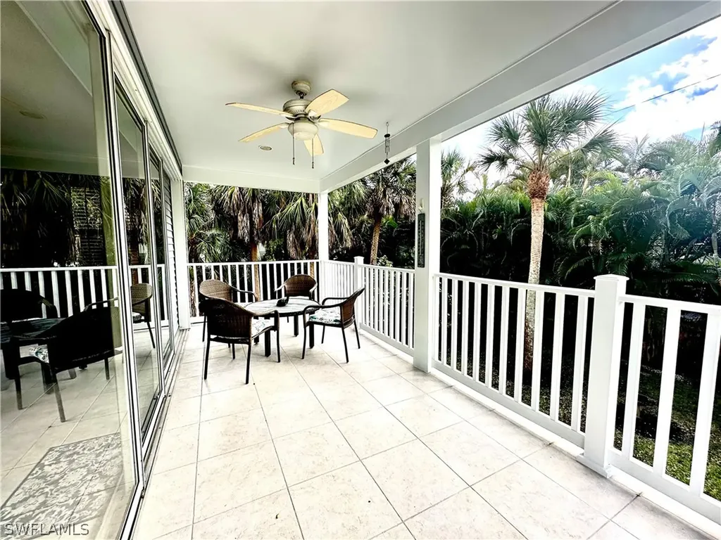 738 Park Avenue Naples FL 34110