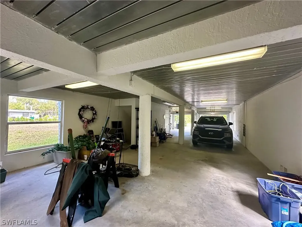 738 Park Avenue Naples FL 34110