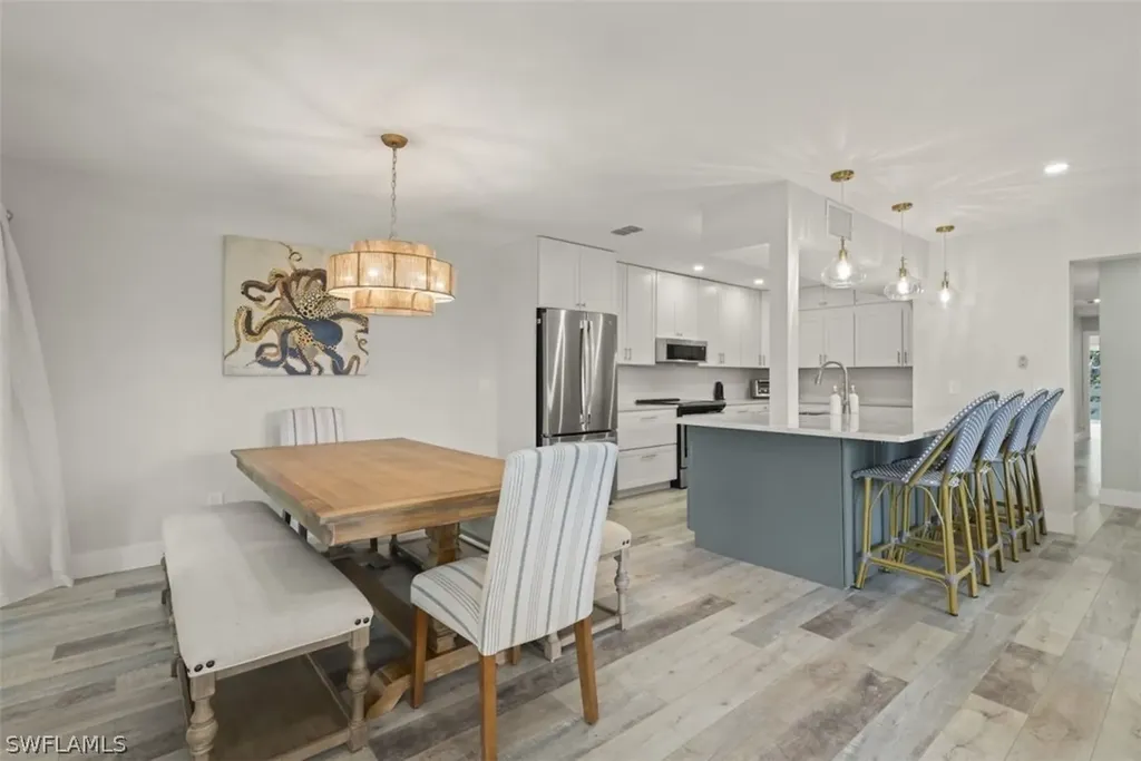 585 E Gulf Drive Sanibel FL 33957