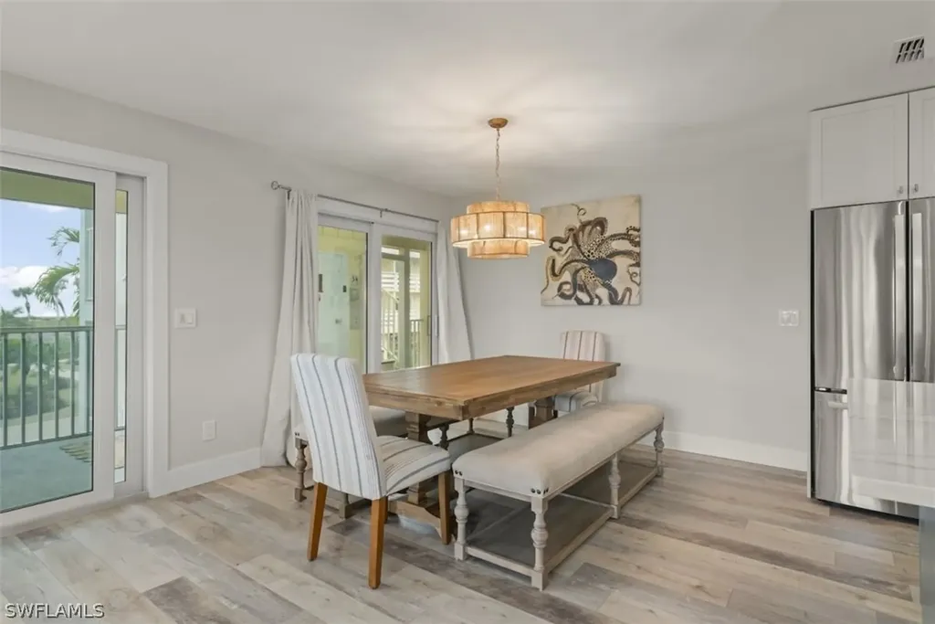 585 E Gulf Drive Sanibel FL 33957