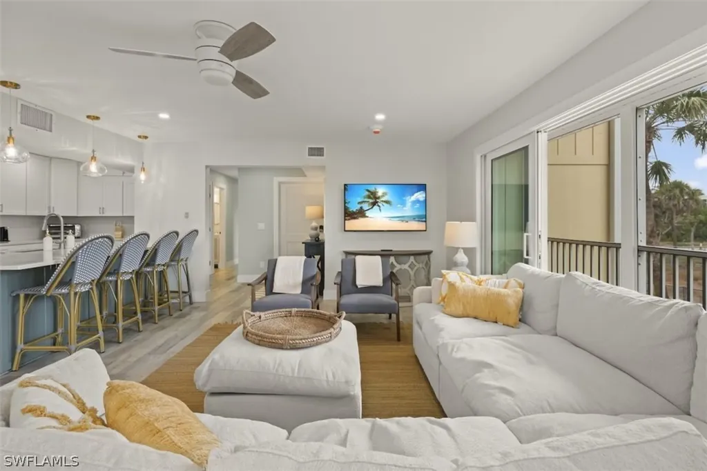 585 E Gulf Drive Sanibel FL 33957