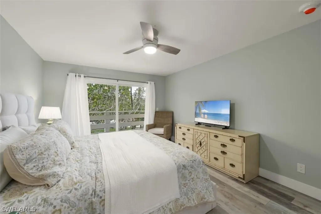 585 E Gulf Drive Sanibel FL 33957