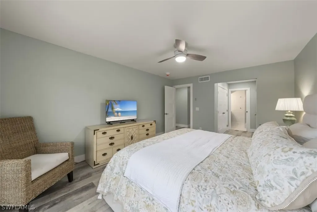 585 E Gulf Drive Sanibel FL 33957