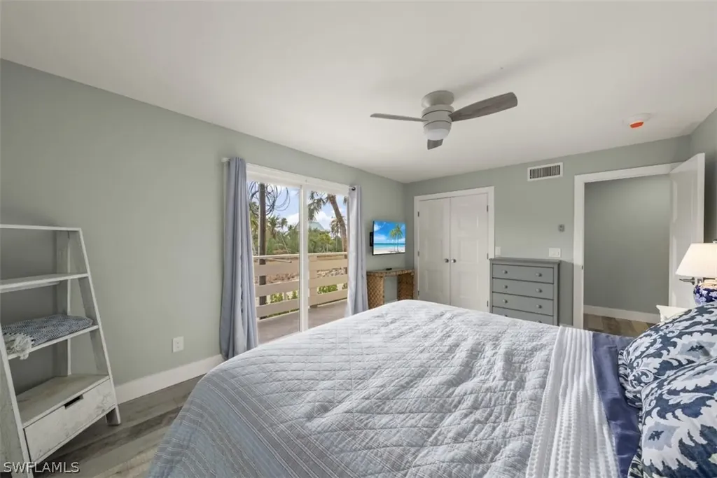 585 E Gulf Drive Sanibel FL 33957