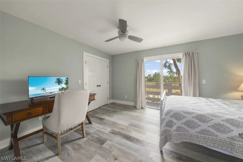 585 E Gulf Drive Sanibel FL 33957