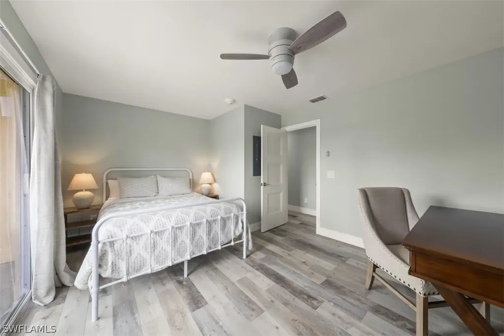 585 E Gulf Drive Sanibel FL 33957