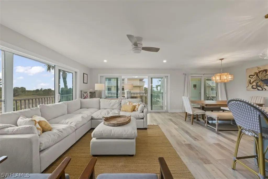 585 E Gulf Drive Sanibel FL 33957