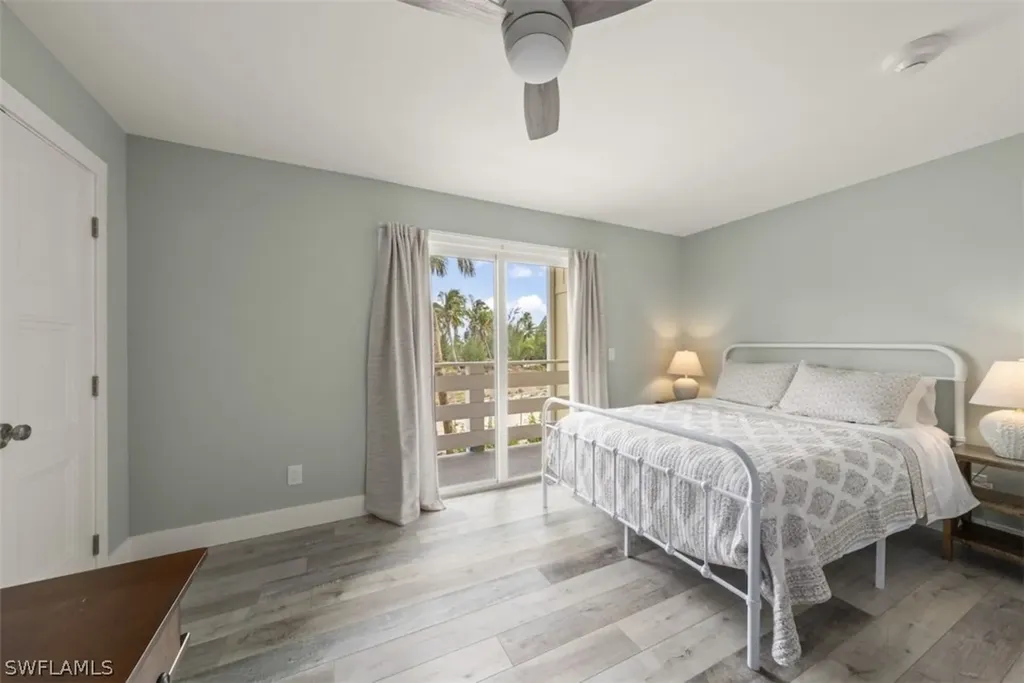 585 E Gulf Drive Sanibel FL 33957