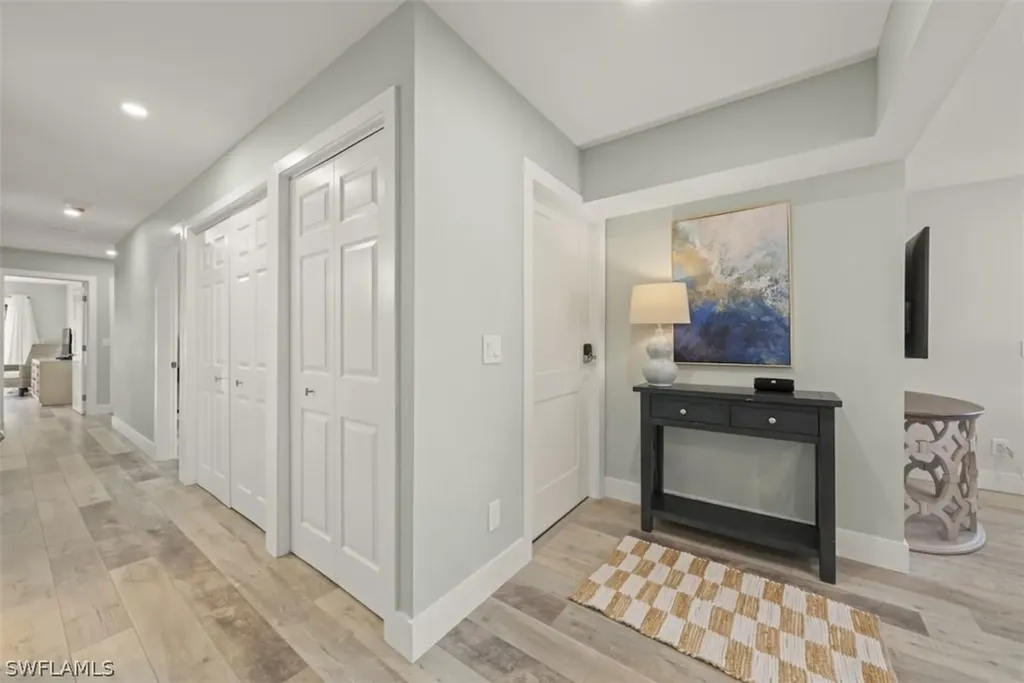 585 E Gulf Drive Sanibel FL 33957