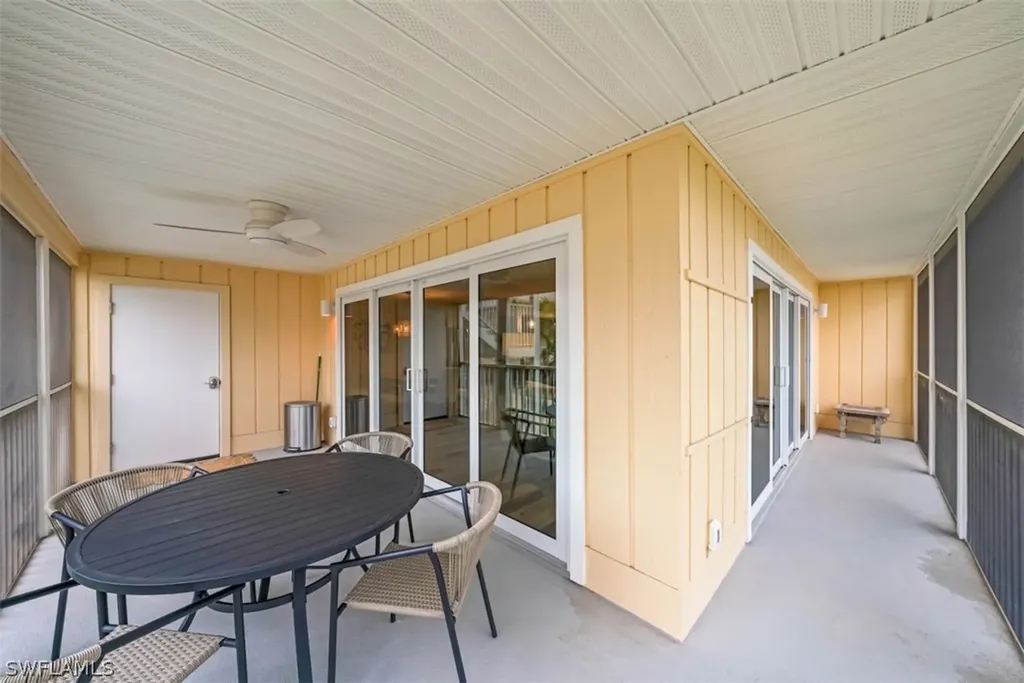 585 E Gulf Drive Sanibel FL 33957