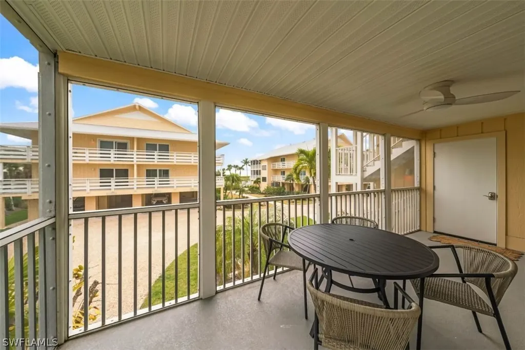 585 E Gulf Drive Sanibel FL 33957