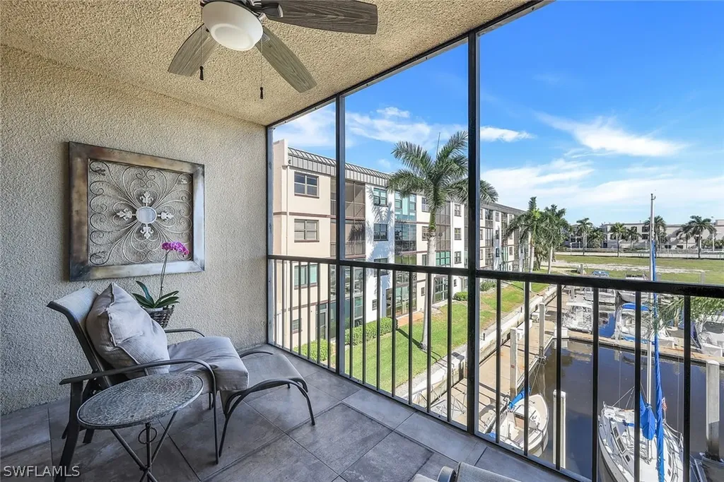 803 River Point Drive Naples FL 34102