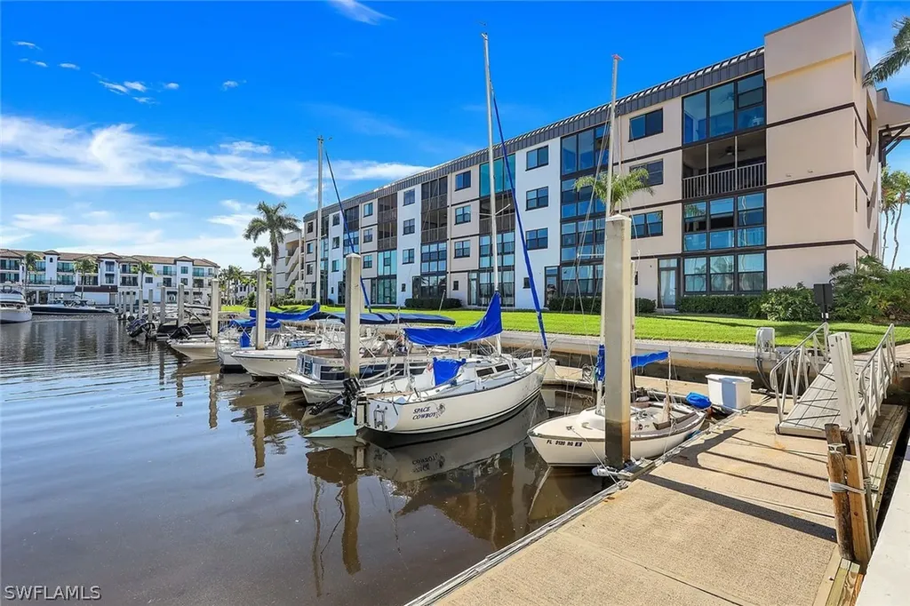 803 River Point Drive Naples FL 34102