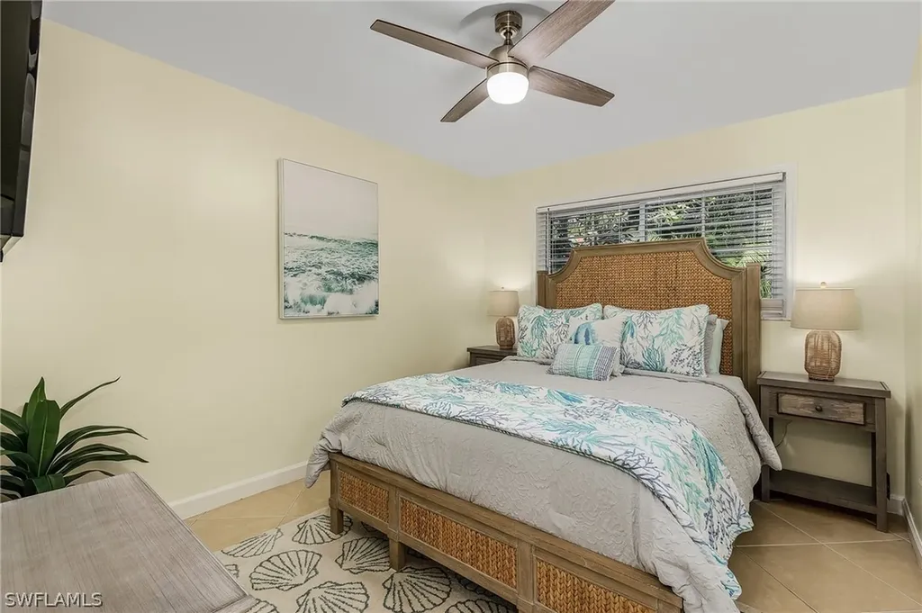 1011 11th Street N Naples FL 34102