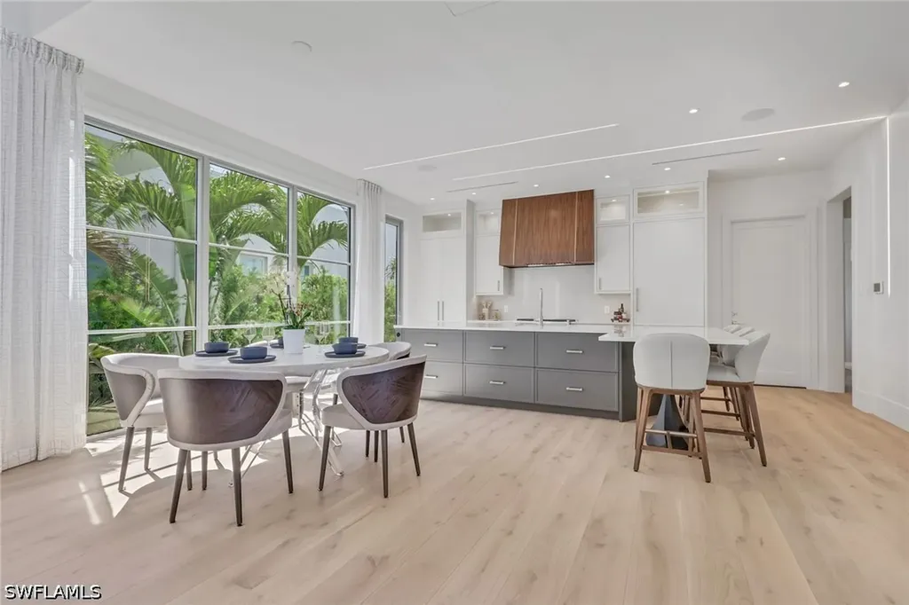 3724 Grove Circle Naples FL 34112