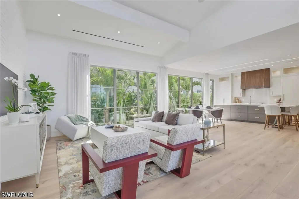 3724 Grove Circle Naples FL 34112