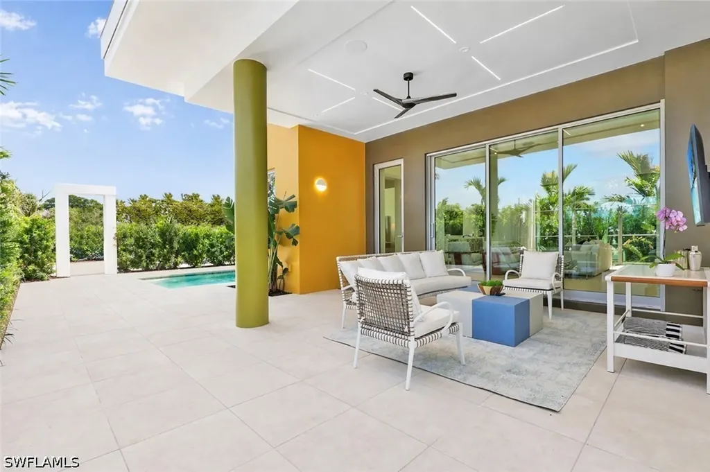 3724 Grove Circle Naples FL 34112