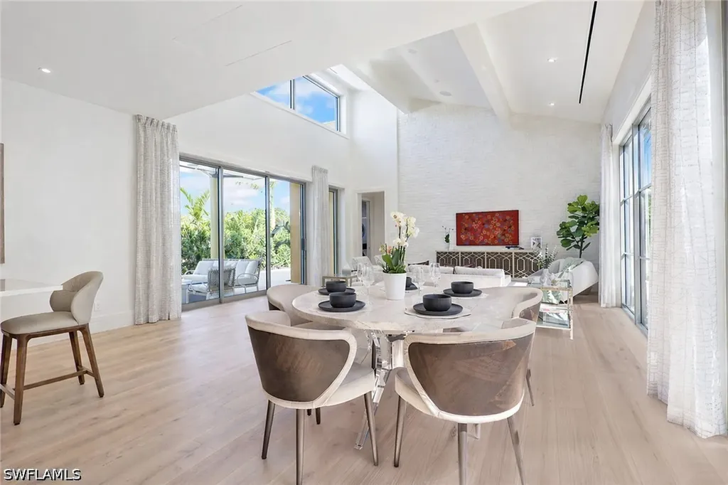 3724 Grove Circle Naples FL 34112