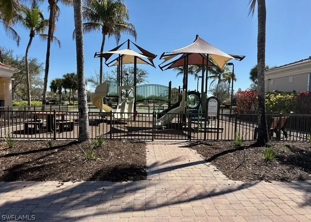 7131 Marconi Court Naples FL 34114