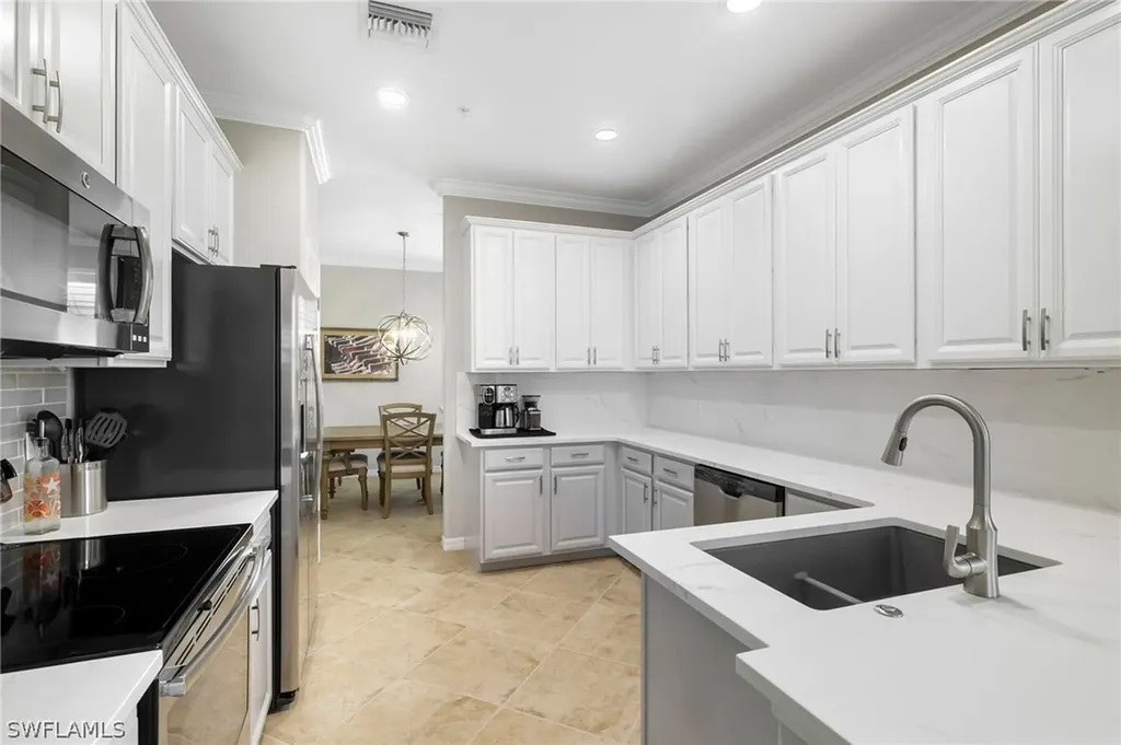 28531 Carlow Court Bonita Springs FL 34135