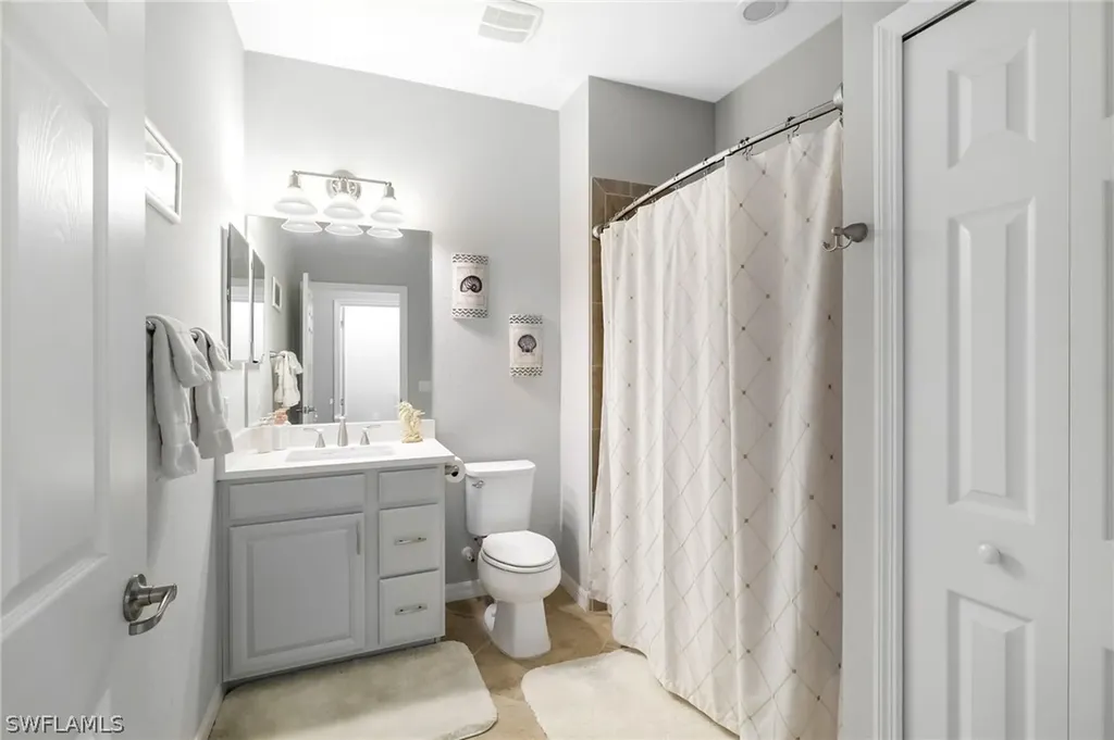 28531 Carlow Court Bonita Springs FL 34135