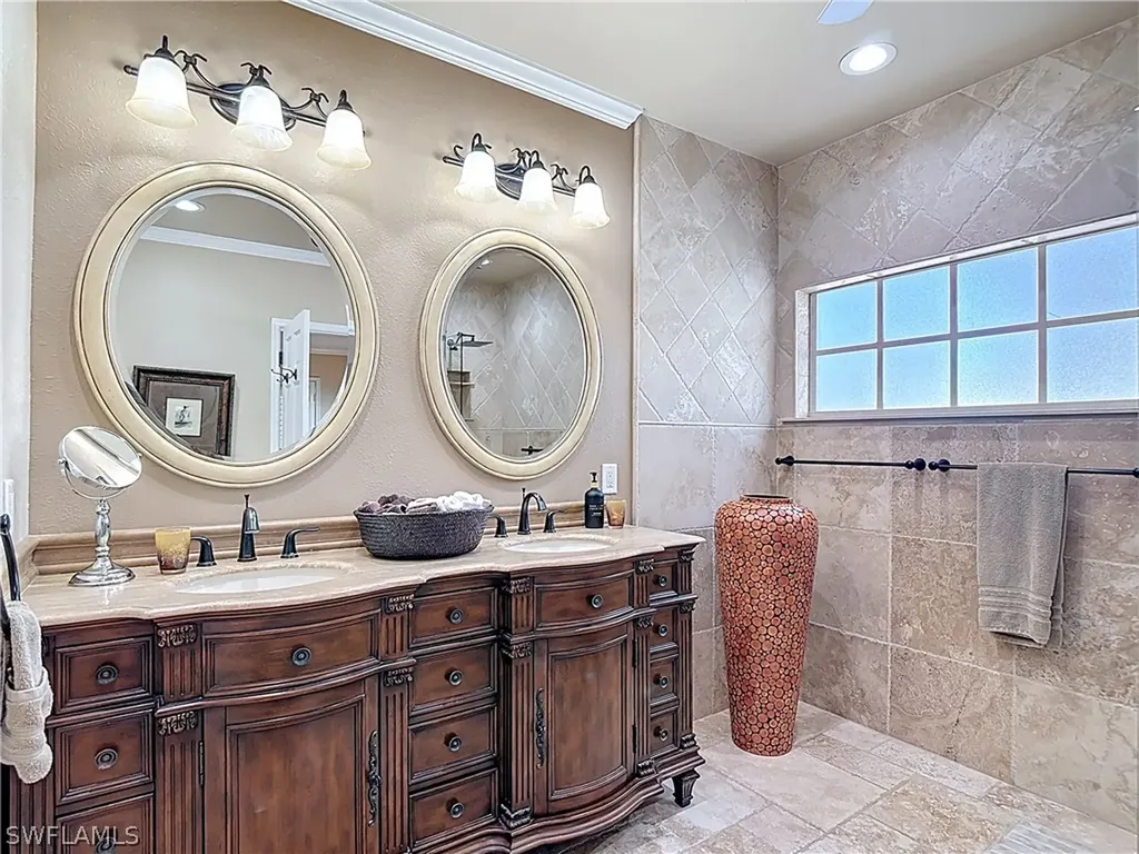 106 Siena Way Naples FL 34119