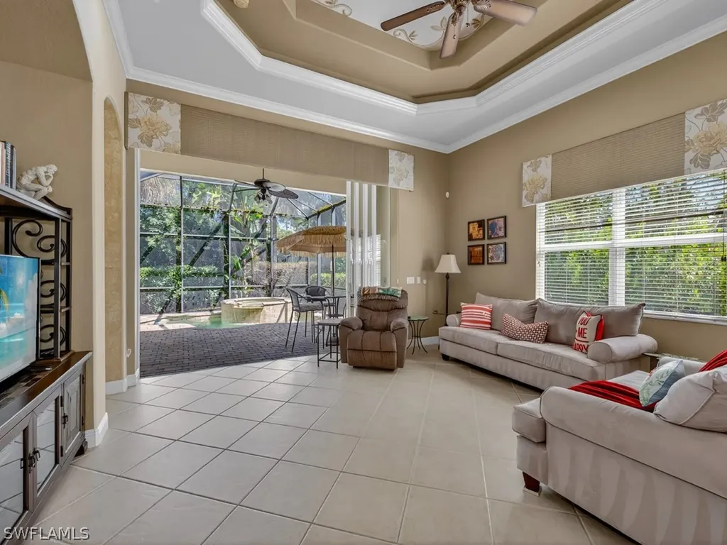 5757 Mango Circle Naples FL 34110