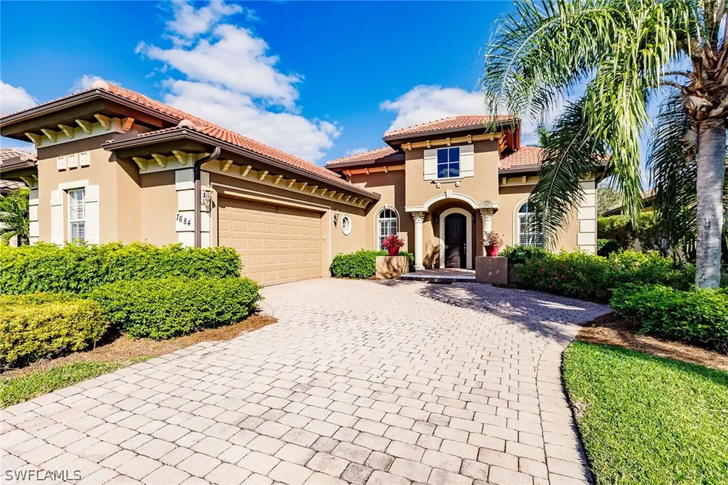 7684 Cottesmore Drive Naples FL 34113