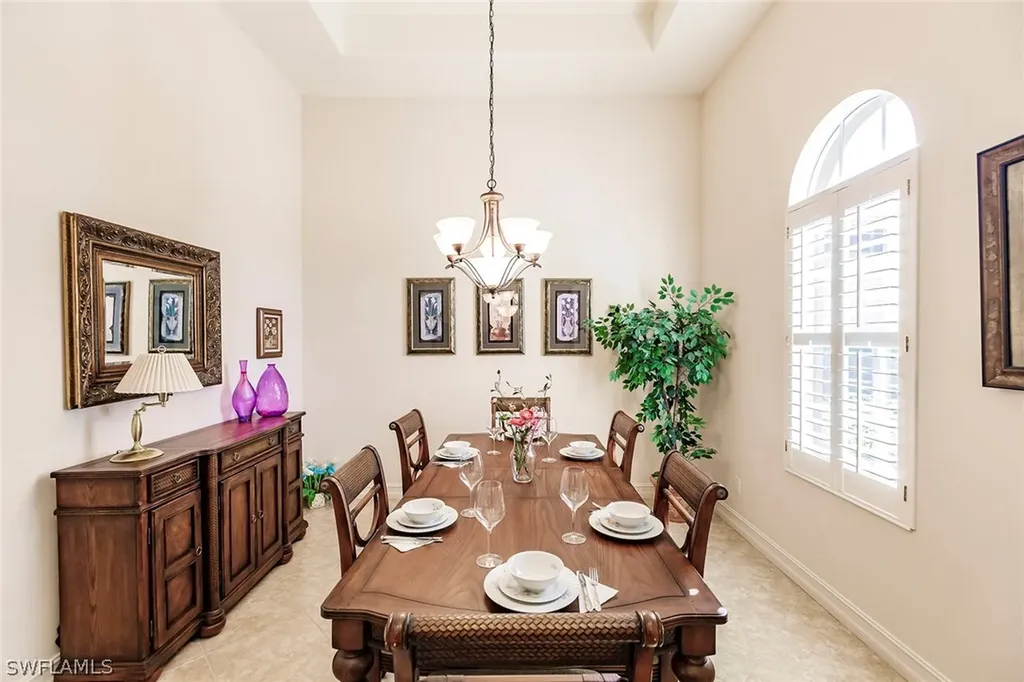 7684 Cottesmore Drive Naples FL 34113