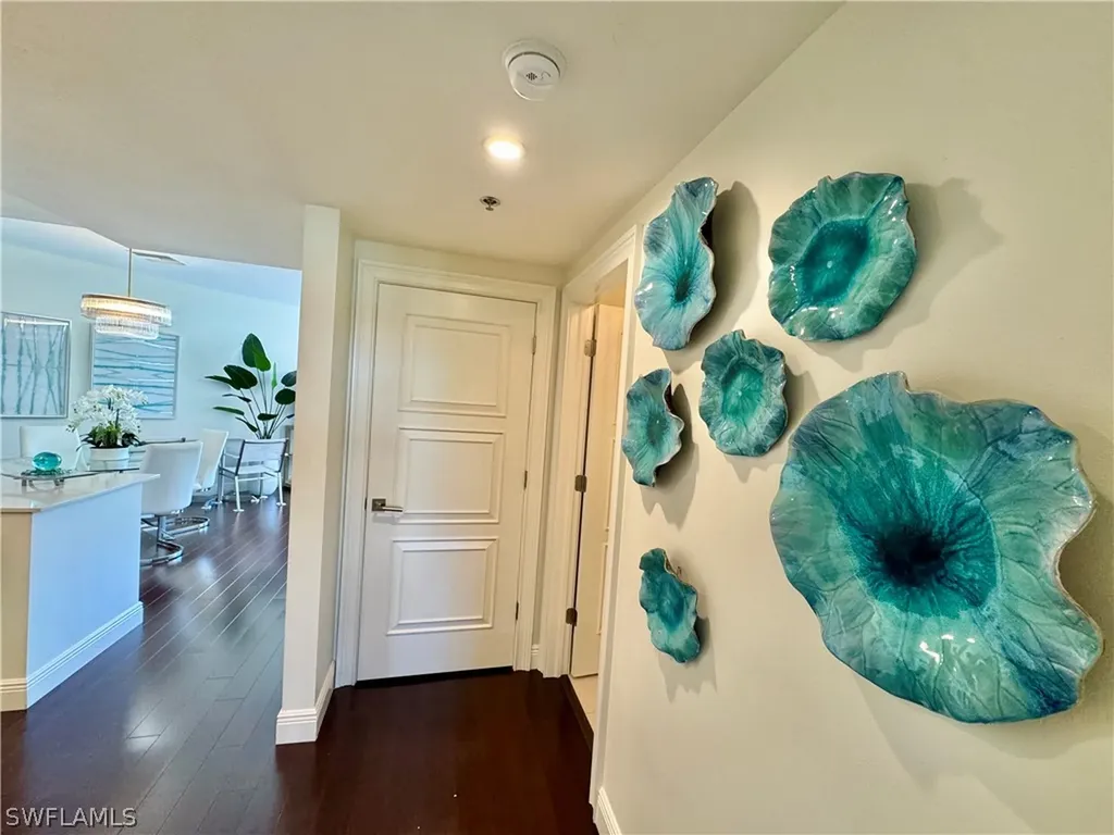 365 5th Avenue S Naples FL 34102