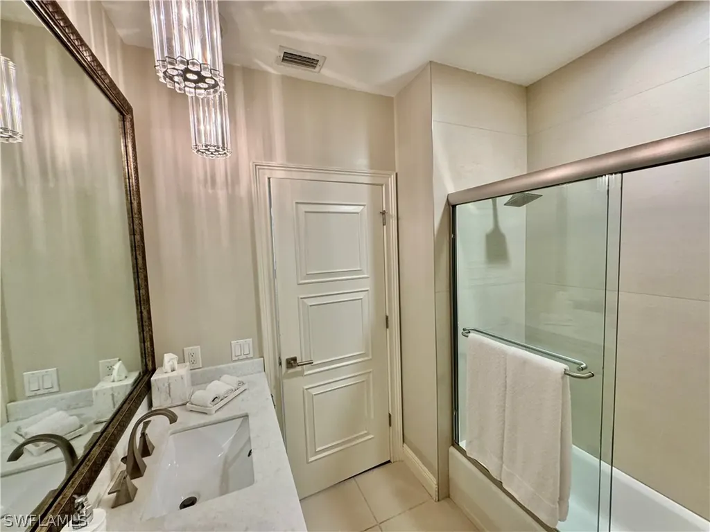 365 5th Avenue S Naples FL 34102
