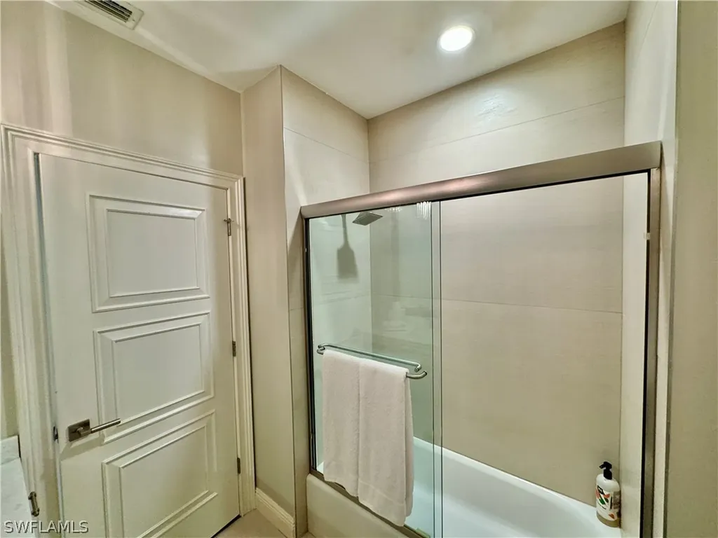 365 5th Avenue S Naples FL 34102