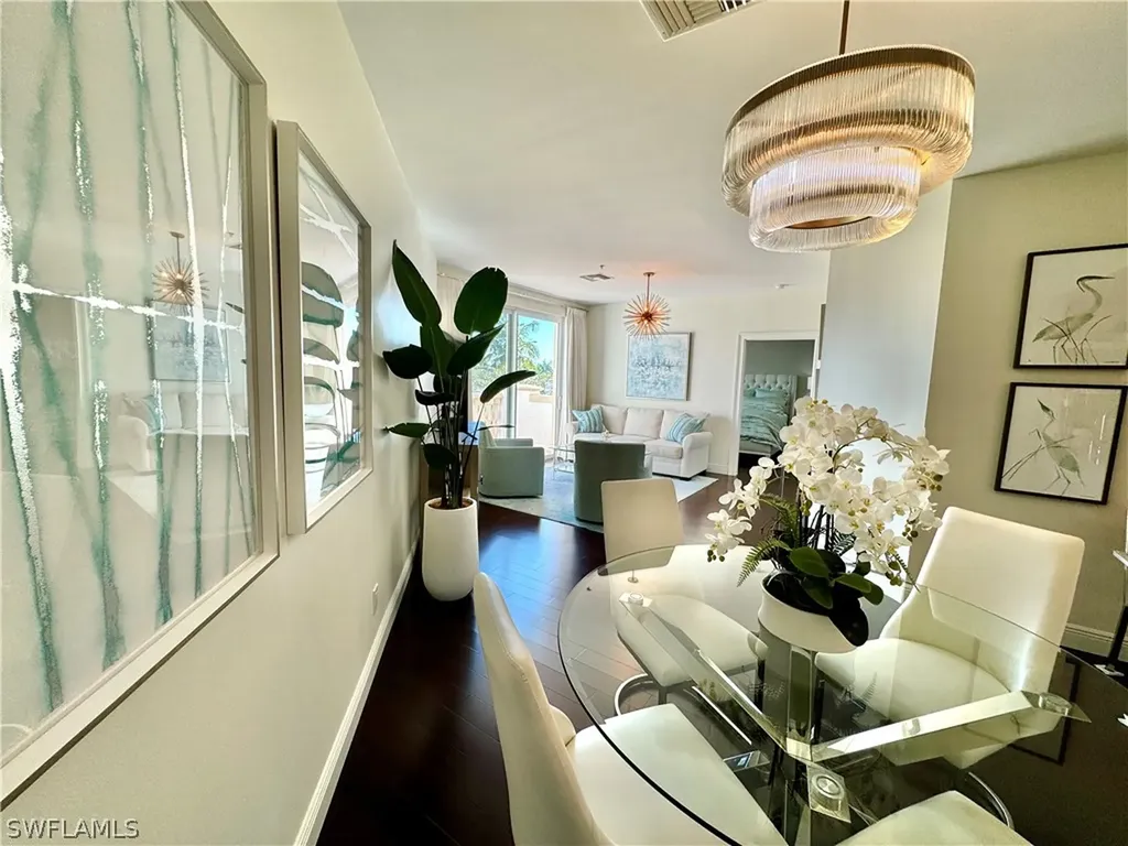 365 5th Avenue S Naples FL 34102