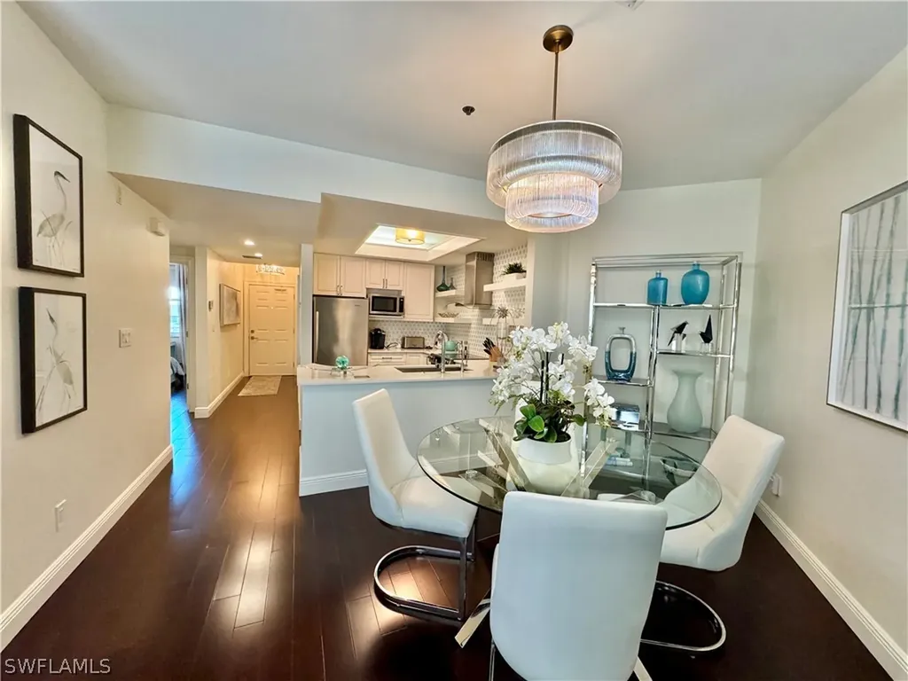 365 5th Avenue S Naples FL 34102