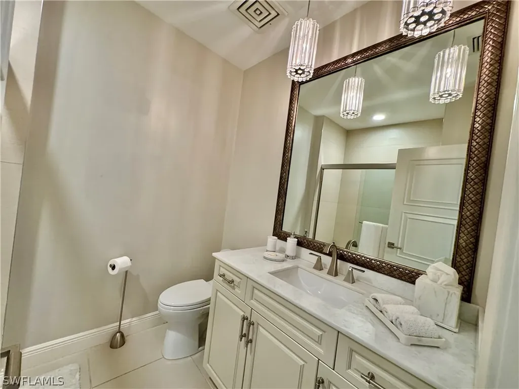 365 5th Avenue S Naples FL 34102