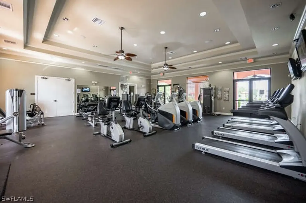 7368 Bristol Circle Naples FL 34120
