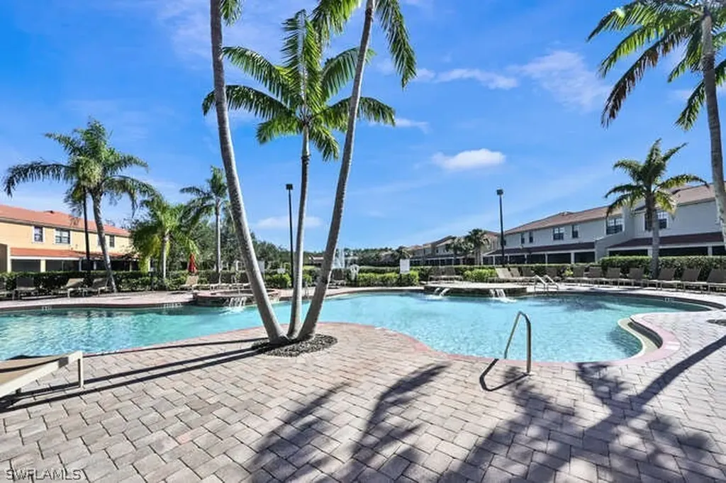 7368 Bristol Circle Naples FL 34120