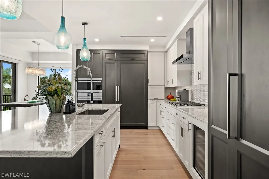1130 3rd Avenue S Naples FL 34102