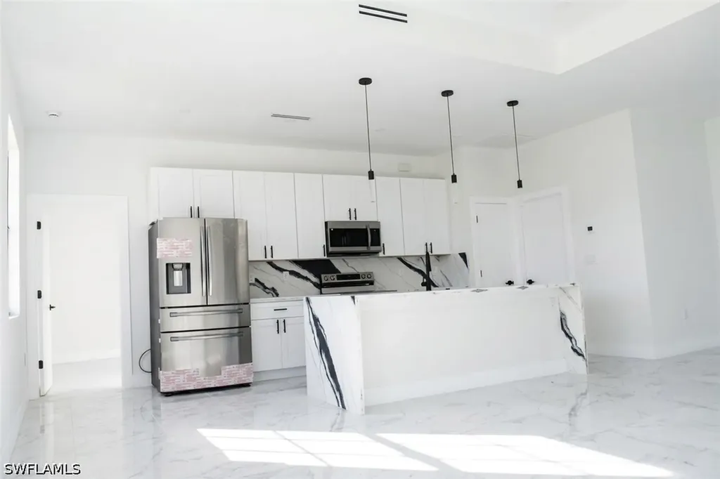 2555 25th Street W Lehigh Acres FL 33971