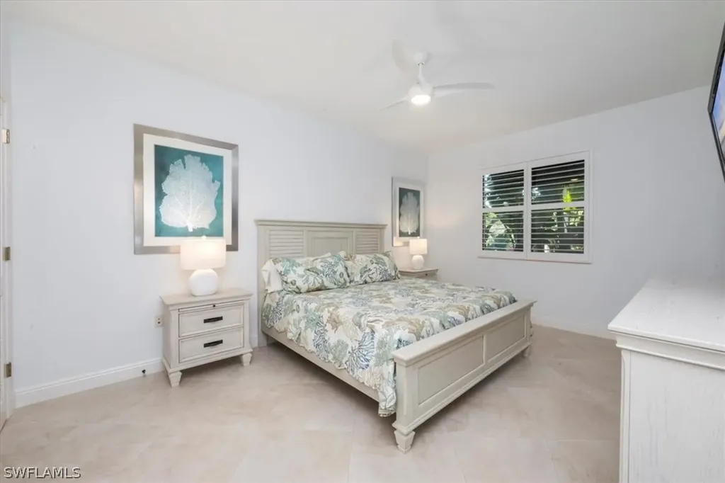 965 Sandpiper Street Naples FL 34102