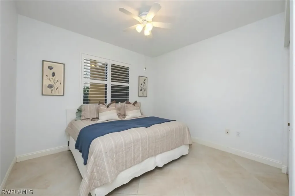 965 Sandpiper Street Naples FL 34102