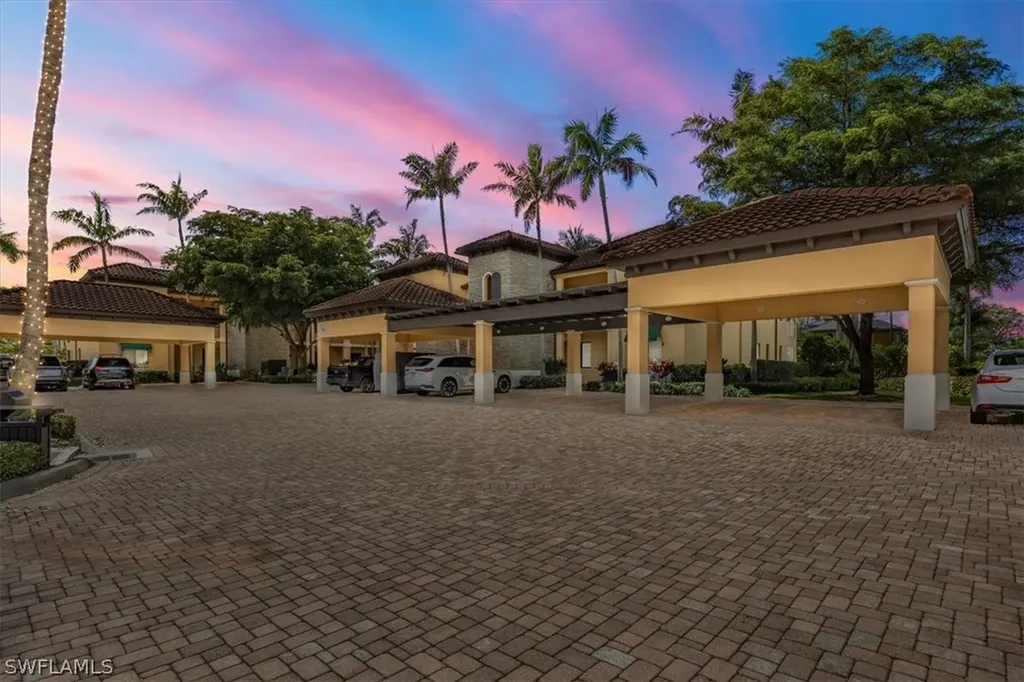 965 Sandpiper Street Naples FL 34102