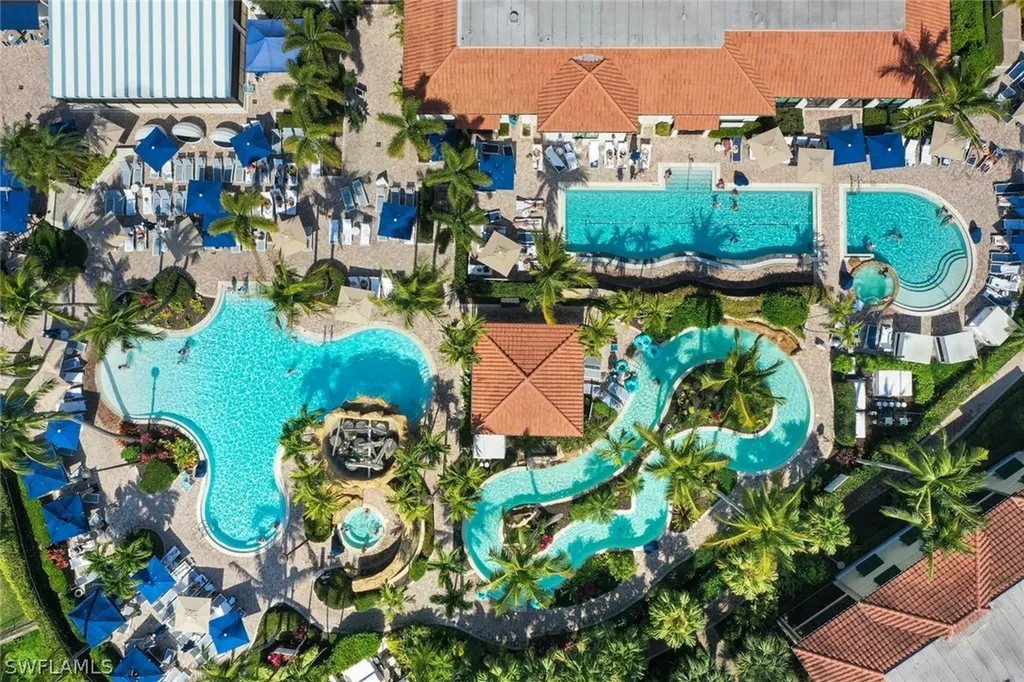 965 Sandpiper Street Naples FL 34102