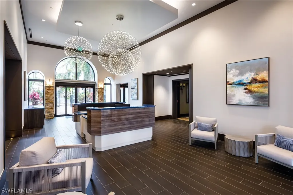 965 Sandpiper Street Naples FL 34102