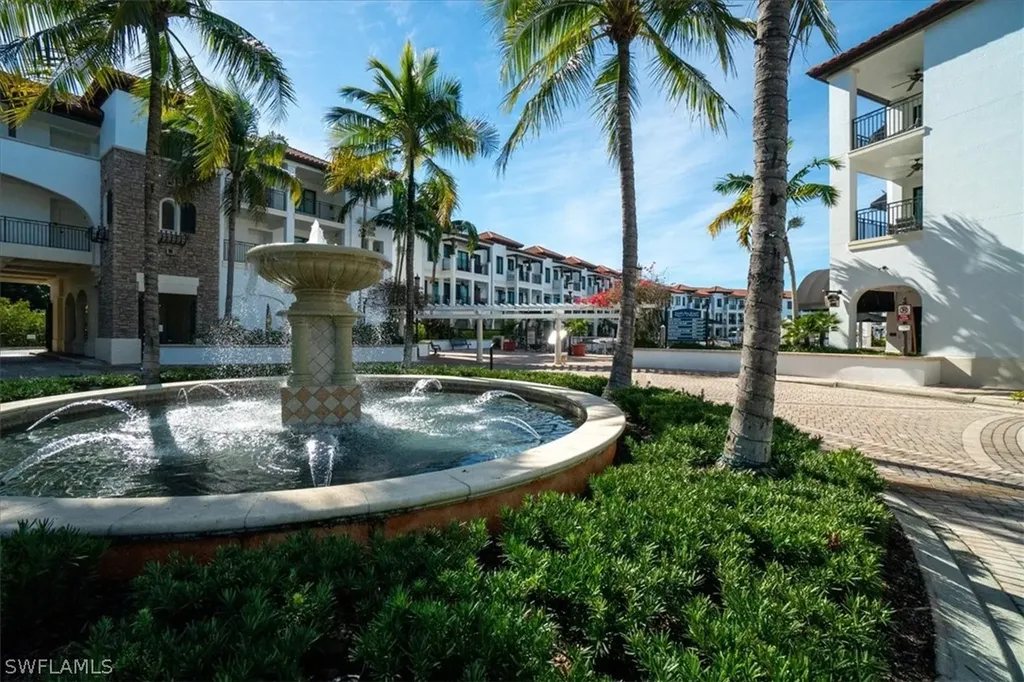 965 Sandpiper Street Naples FL 34102