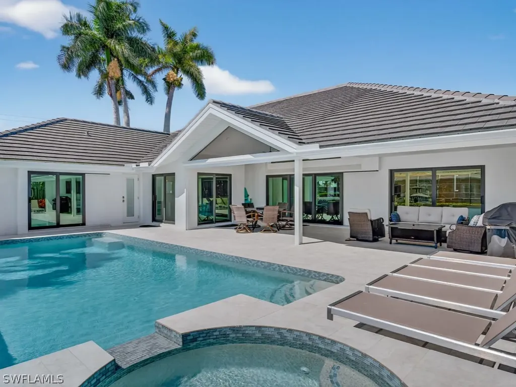 1401 Salvadore Court Marco Island FL 34145