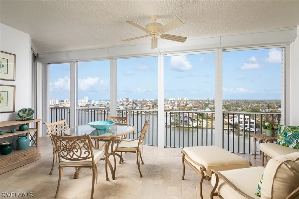 410 Flagship Naples FL 34108